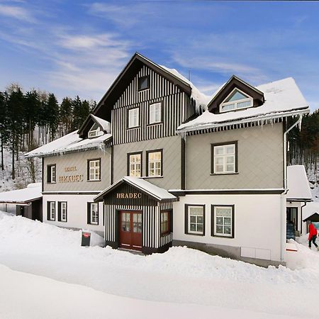 Hotel Hradec Spindleruv Mlyn Exterior photo