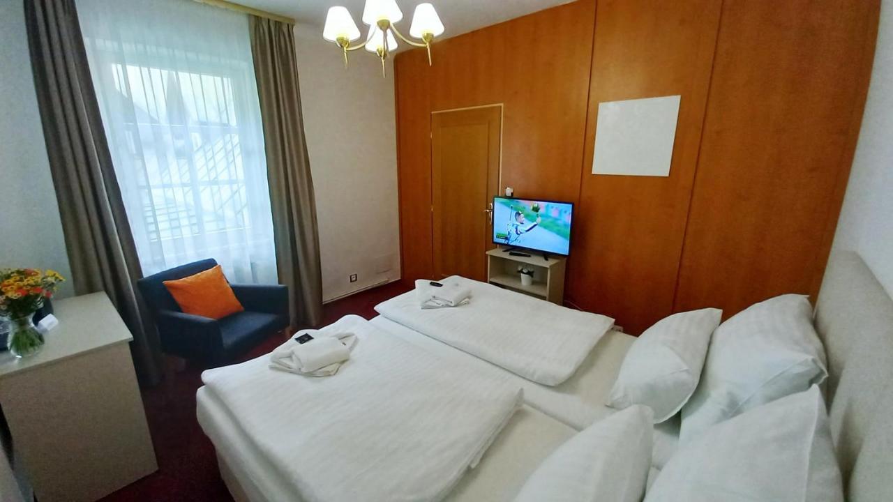 Hotel Hradec Spindleruv Mlyn Exterior photo