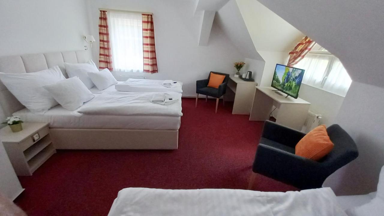 Hotel Hradec Spindleruv Mlyn Exterior photo