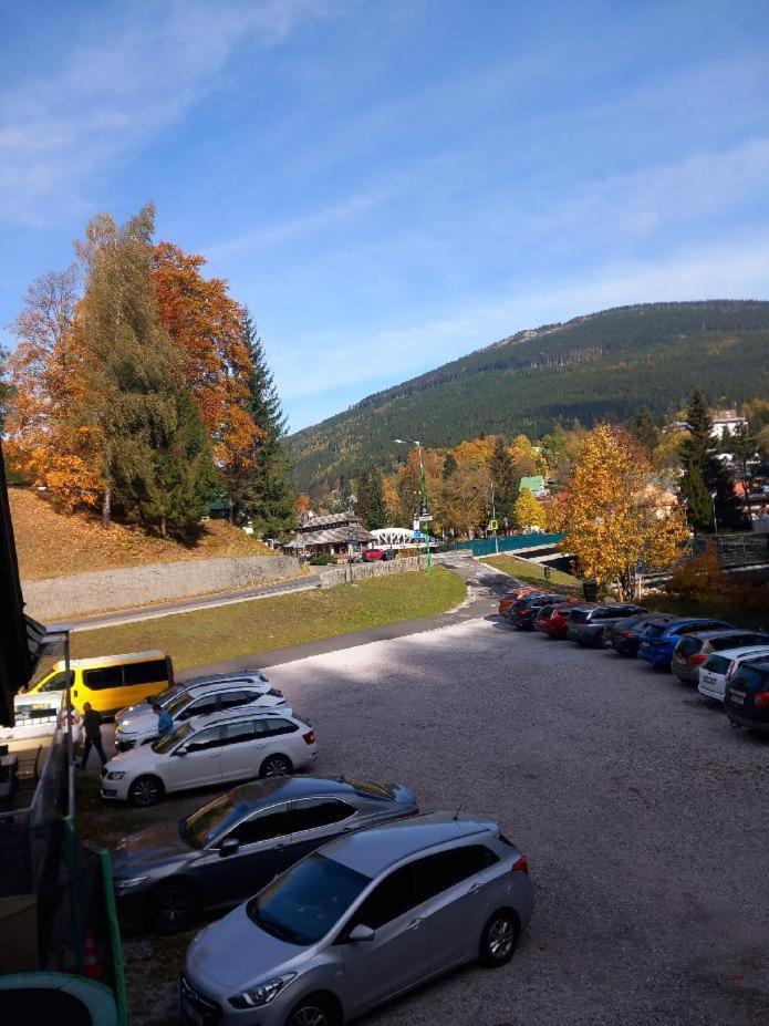 Hotel Hradec Spindleruv Mlyn Exterior photo